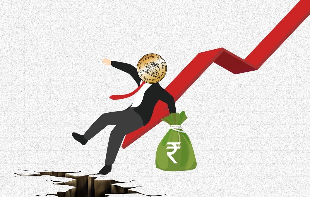 చరిత్రలో ఎన్నడూ లేనంతగా పడిపోయిన రూపాయి విలువ